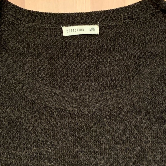 CottonOn Forest Green Top, Size Medium - Picture 2 of 2